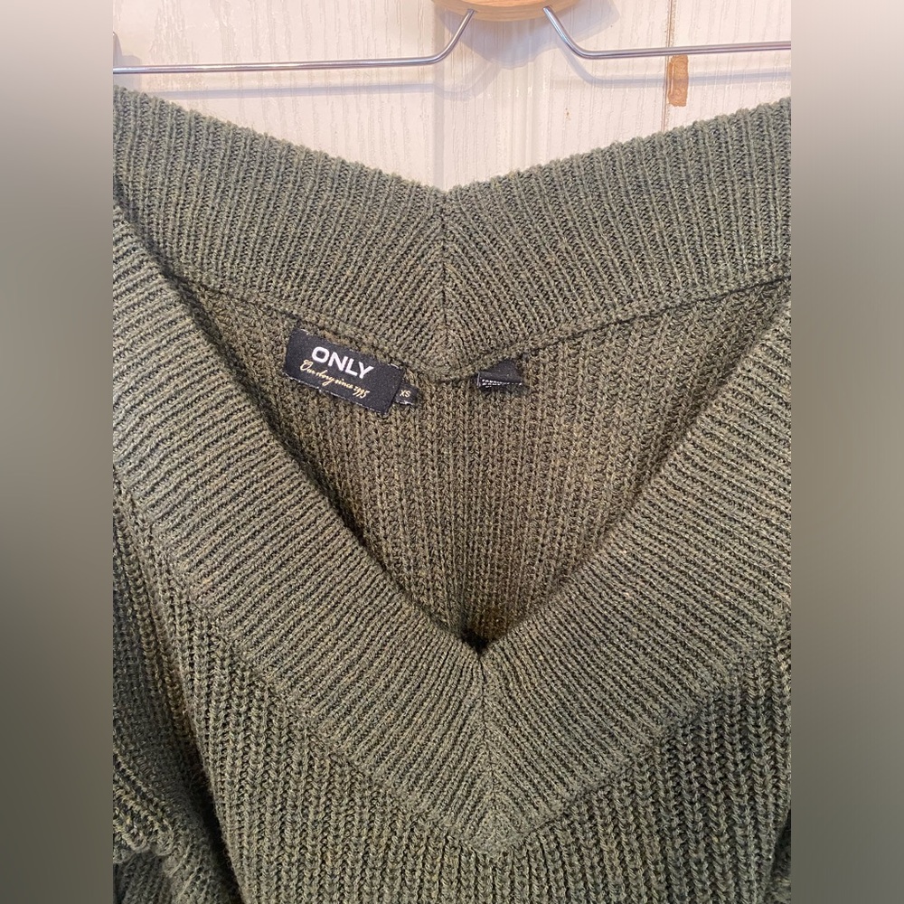 Only Women's Olive Green Pullover Knit Sweater - Picture 8 of 13